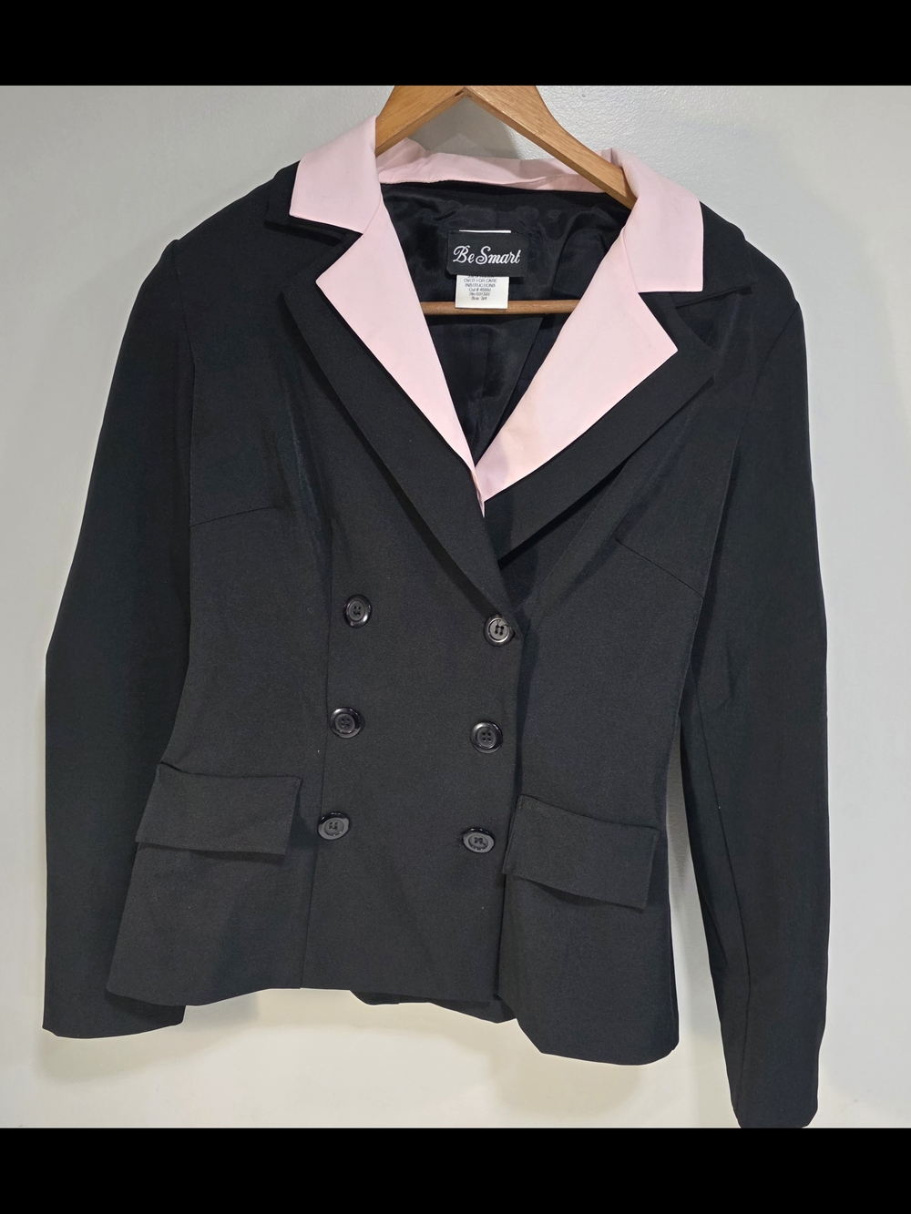 Vintage Be Smart Women's Black Double-Breasted Blazer with Pink Lapel